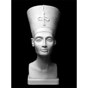 Бюст Нефертити в головном уборе (гипс) 24*37*51см