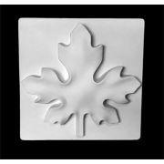 Орнамент гипсовый «Лист клена» 30*35*4см